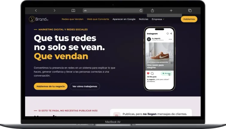 MacBook Air con un post de Instagram del tenis: el corazón se marca y después WhatsApp Business