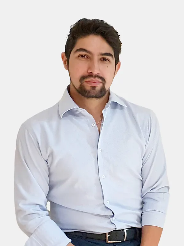 Luis Parra, Contabilidad en CBrandMX